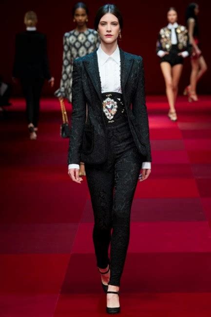 tailleur dolce gabbana|dolce gabbana clothing line.